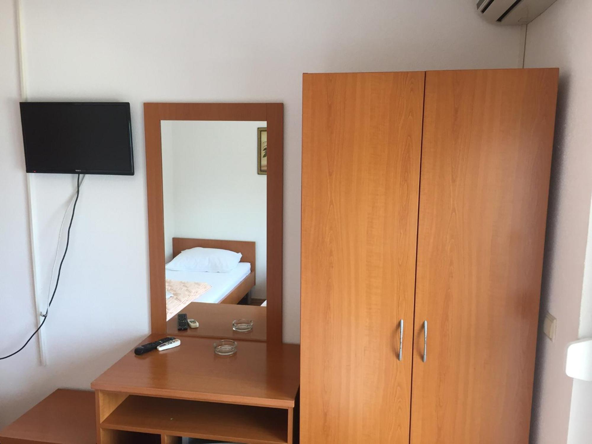 Apartments Kristic ネウム 部屋 写真