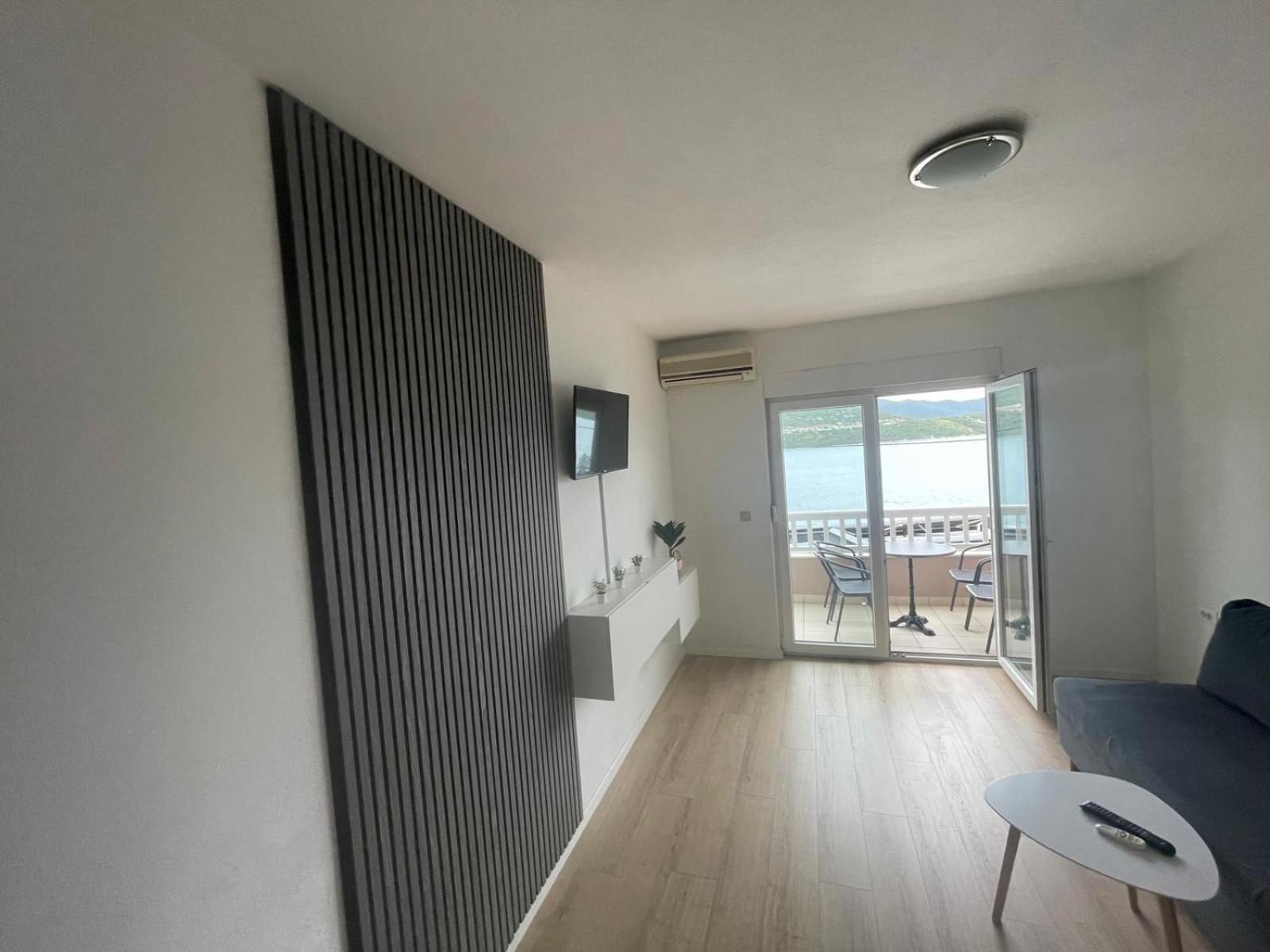 Apartments Kristic ネウム エクステリア 写真