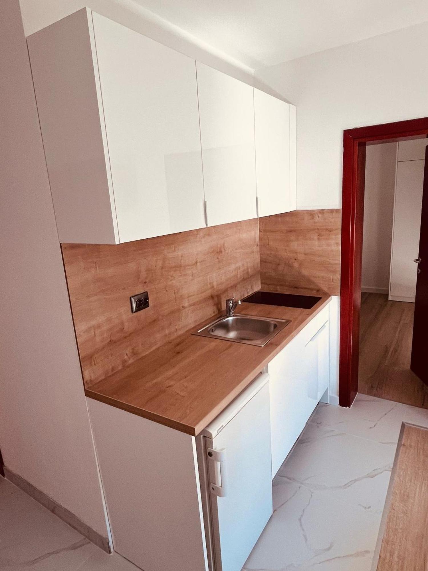 Apartments Kristic ネウム エクステリア 写真