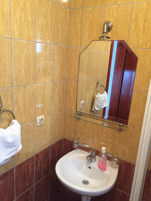 Apartments Kristic ネウム エクステリア 写真