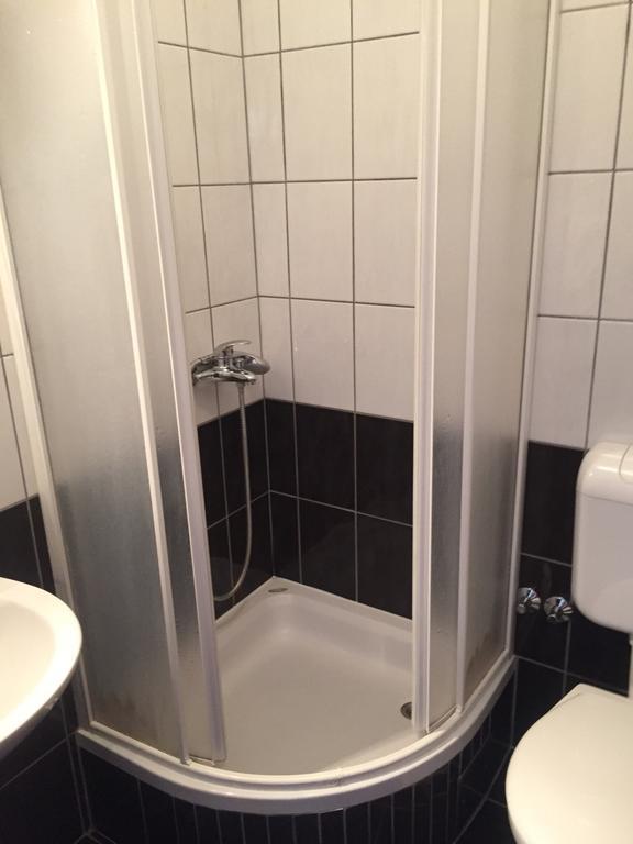 Apartments Kristic ネウム エクステリア 写真