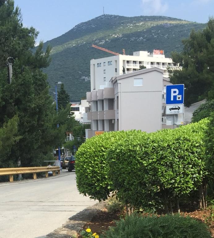 Apartments Kristic ネウム エクステリア 写真